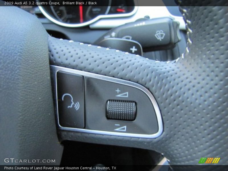 Controls of 2009 A5 3.2 quattro Coupe