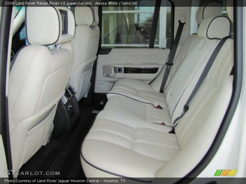 Alaska White / Sand/Jet 2008 Land Rover Range Rover V8 Supercharged