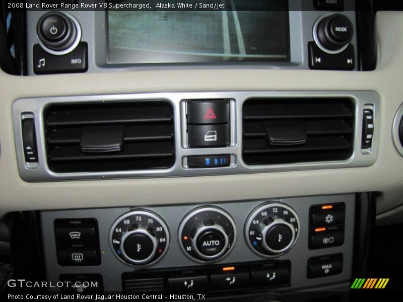 Alaska White / Sand/Jet 2008 Land Rover Range Rover V8 Supercharged