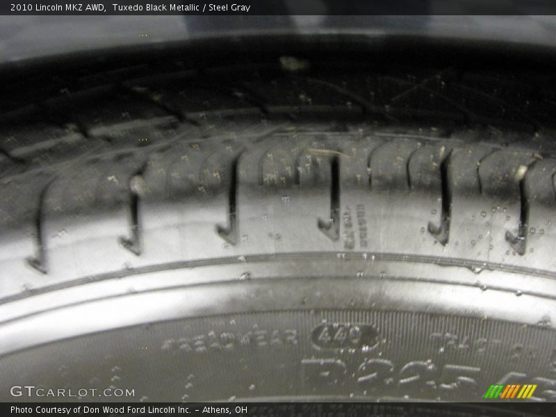 Tuxedo Black Metallic / Steel Gray 2010 Lincoln MKZ AWD