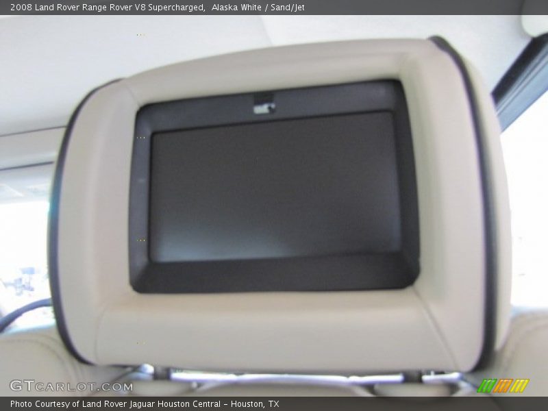Alaska White / Sand/Jet 2008 Land Rover Range Rover V8 Supercharged