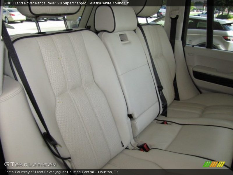 Alaska White / Sand/Jet 2008 Land Rover Range Rover V8 Supercharged