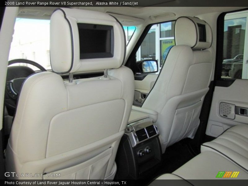 Alaska White / Sand/Jet 2008 Land Rover Range Rover V8 Supercharged