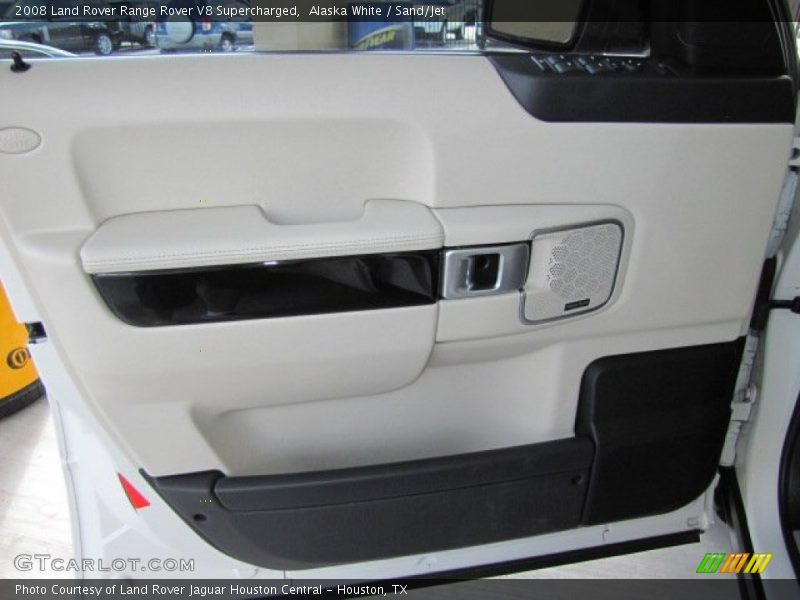 Alaska White / Sand/Jet 2008 Land Rover Range Rover V8 Supercharged