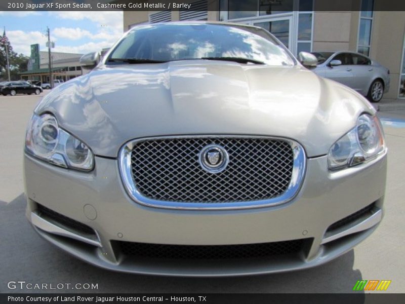 Cashmere Gold Metallic / Barley 2010 Jaguar XF Sport Sedan