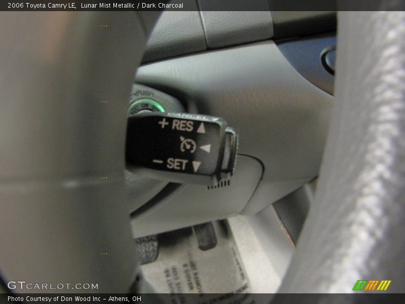 Lunar Mist Metallic / Dark Charcoal 2006 Toyota Camry LE