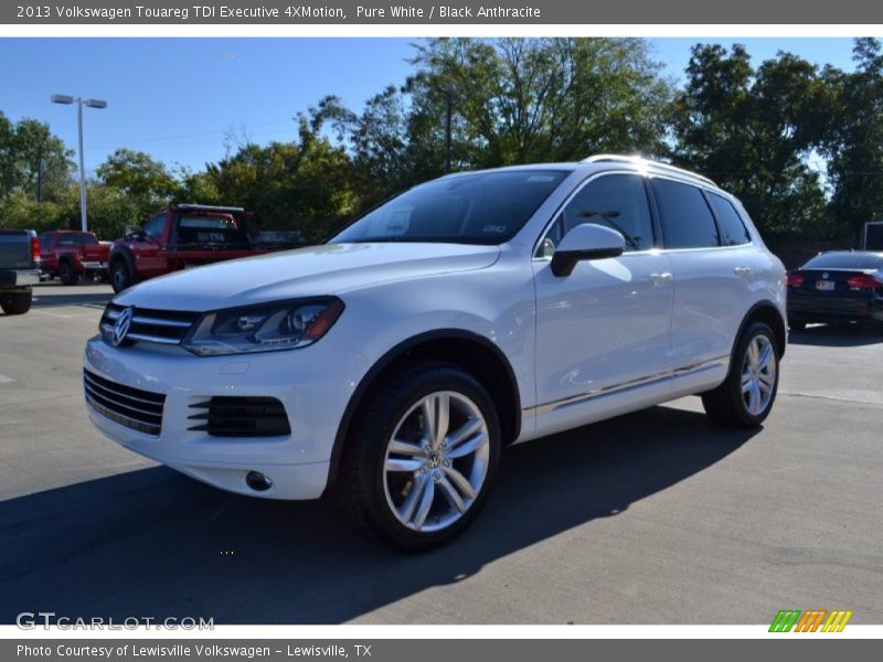 Pure White / Black Anthracite 2013 Volkswagen Touareg TDI Executive 4XMotion