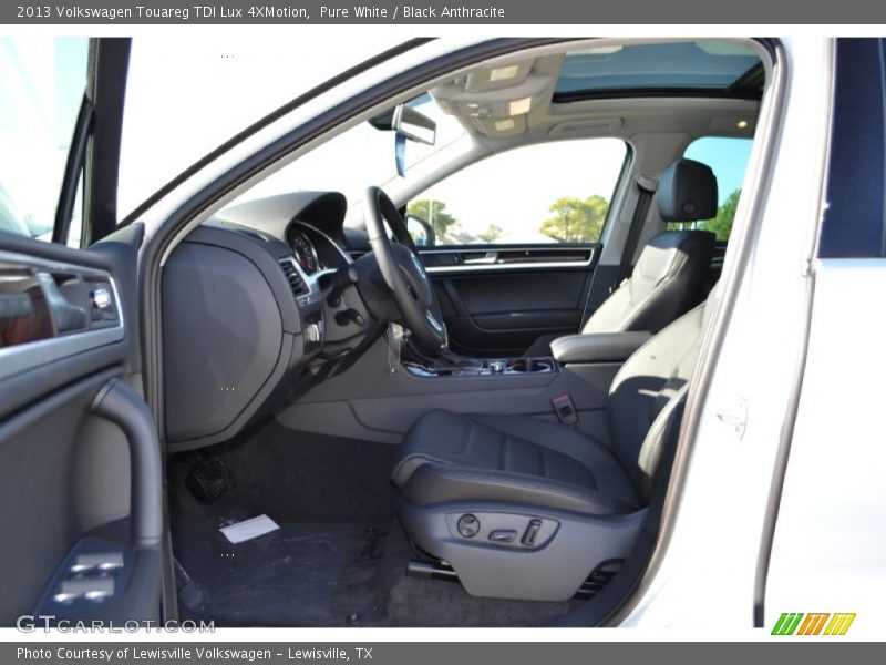 Pure White / Black Anthracite 2013 Volkswagen Touareg TDI Lux 4XMotion
