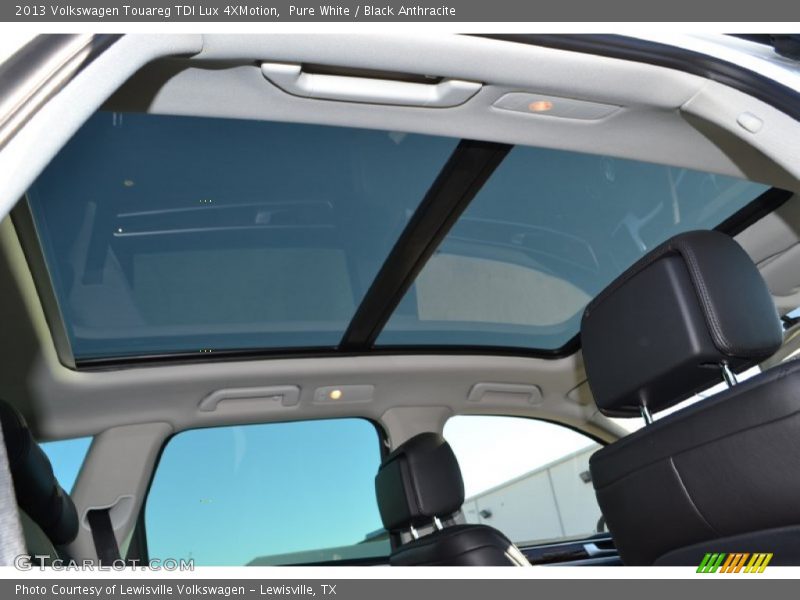 Pure White / Black Anthracite 2013 Volkswagen Touareg TDI Lux 4XMotion