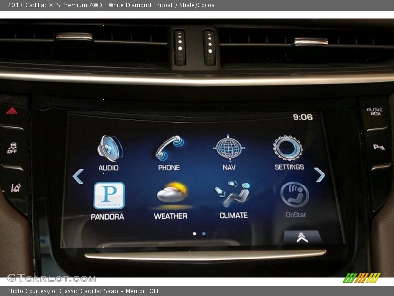 Controls of 2013 XTS Premium AWD