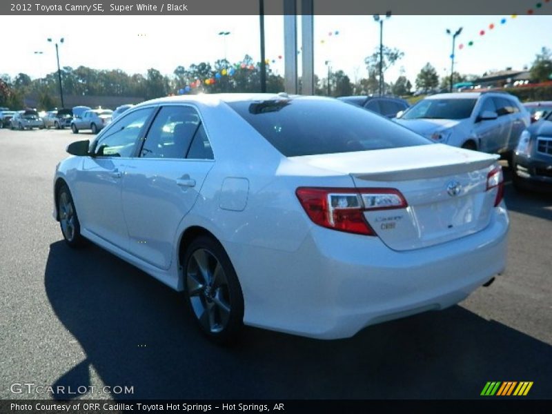 Super White / Black 2012 Toyota Camry SE
