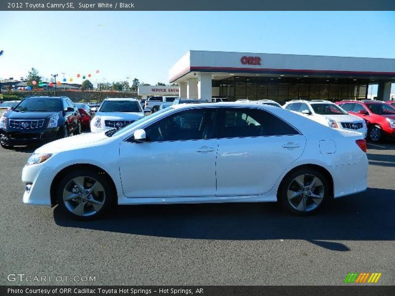 Super White / Black 2012 Toyota Camry SE