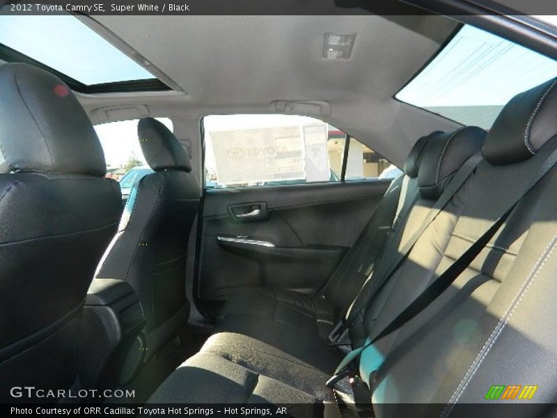 Super White / Black 2012 Toyota Camry SE