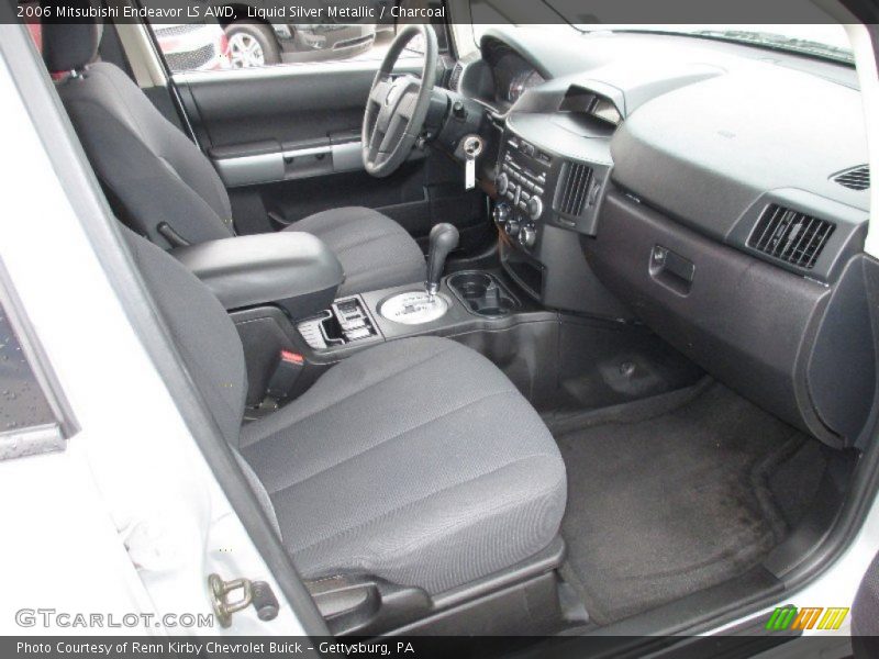  2006 Endeavor LS AWD Charcoal Interior