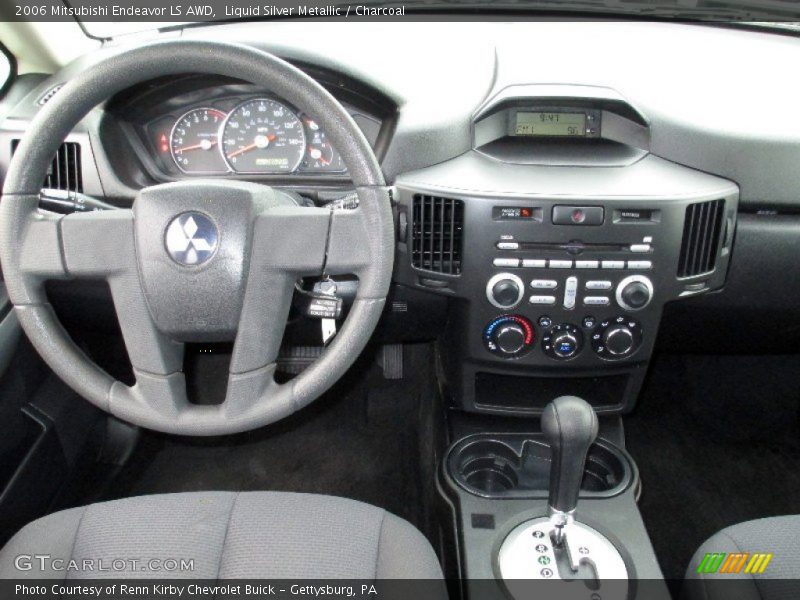 Dashboard of 2006 Endeavor LS AWD