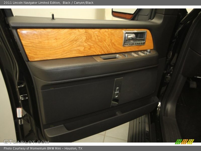 Door Panel of 2011 Navigator Limited Edition