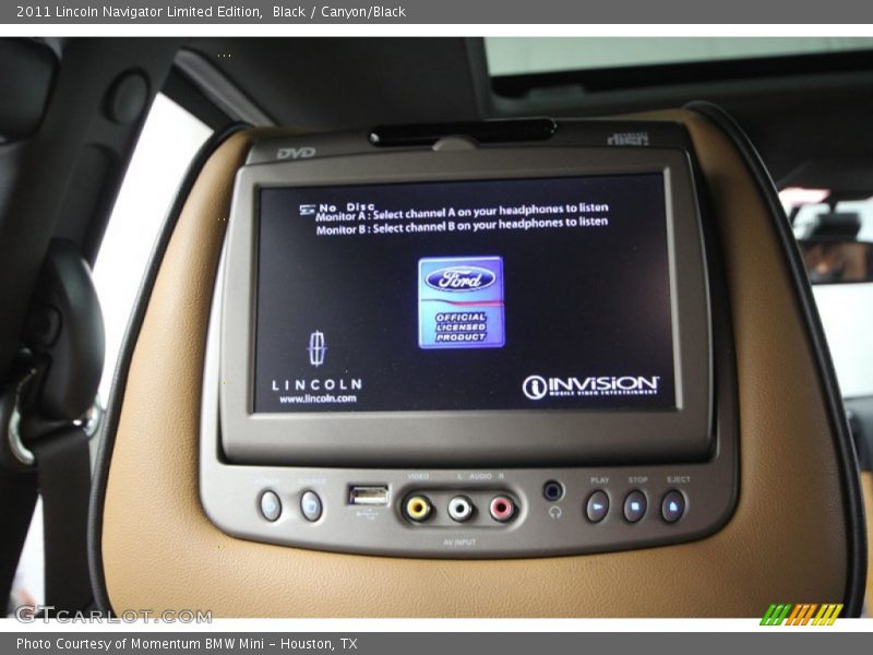 Entertainment System of 2011 Navigator Limited Edition