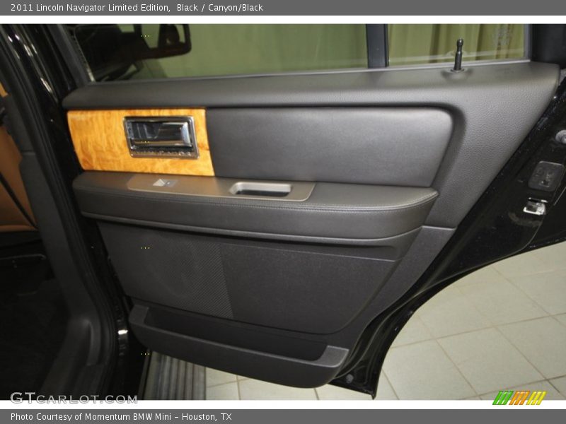 Door Panel of 2011 Navigator Limited Edition