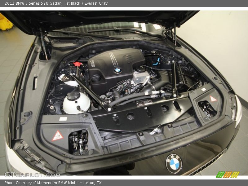 Jet Black / Everest Gray 2012 BMW 5 Series 528i Sedan