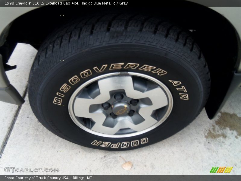  1998 S10 LS Extended Cab 4x4 Wheel