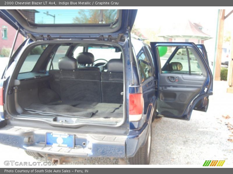 Indigo Blue Metallic / Graphite Gray 2000 Chevrolet Blazer LT 4x4