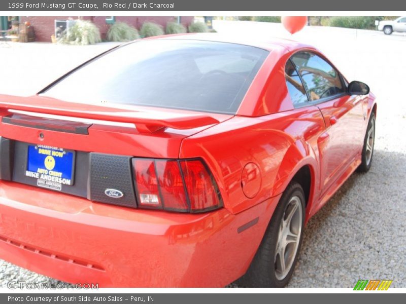 Rio Red / Dark Charcoal 1999 Ford Mustang GT Coupe