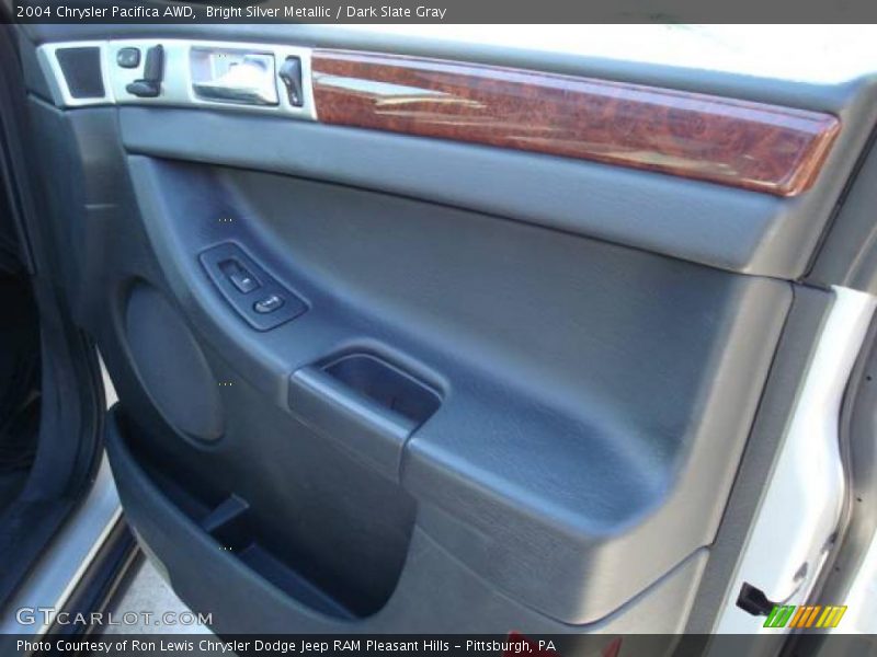 Bright Silver Metallic / Dark Slate Gray 2004 Chrysler Pacifica AWD