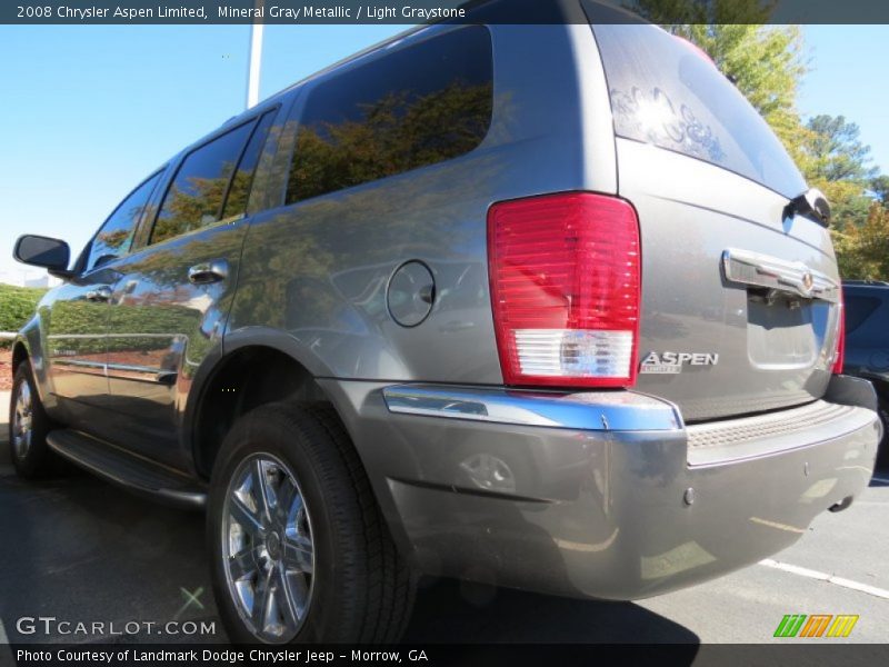 Mineral Gray Metallic / Light Graystone 2008 Chrysler Aspen Limited