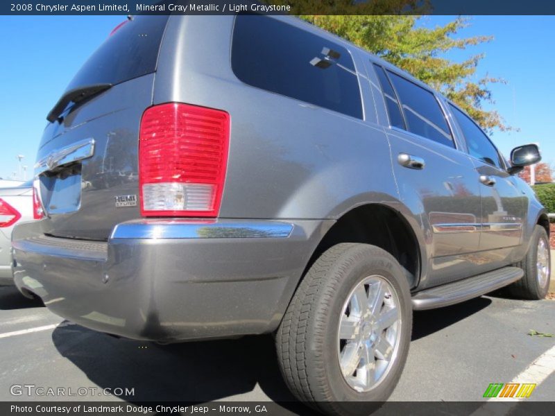 Mineral Gray Metallic / Light Graystone 2008 Chrysler Aspen Limited