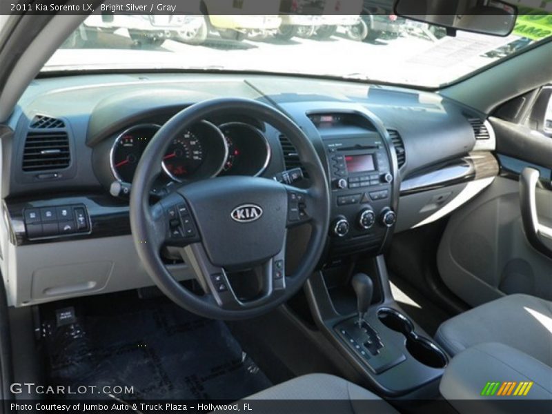 Bright Silver / Gray 2011 Kia Sorento LX