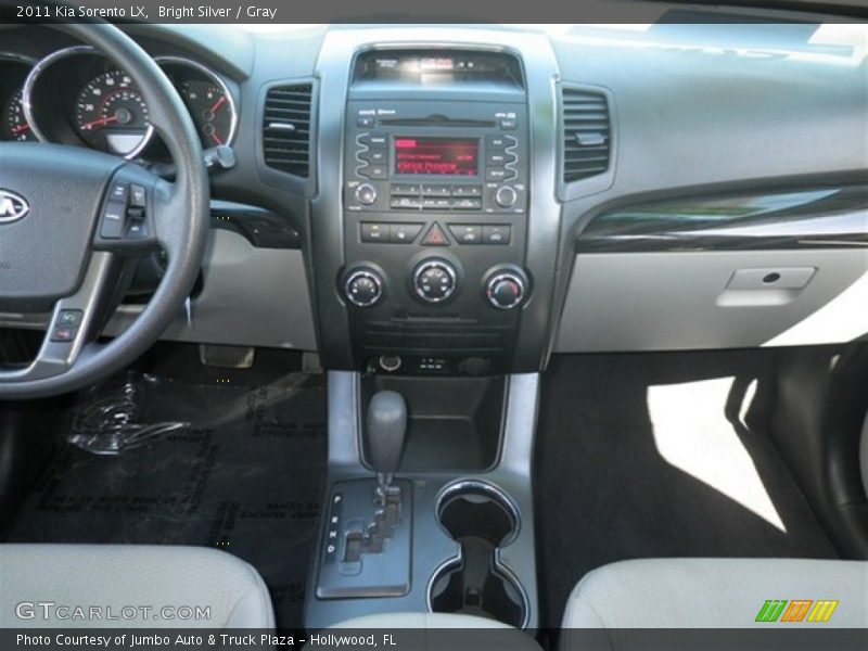 Bright Silver / Gray 2011 Kia Sorento LX