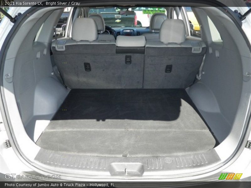 Bright Silver / Gray 2011 Kia Sorento LX
