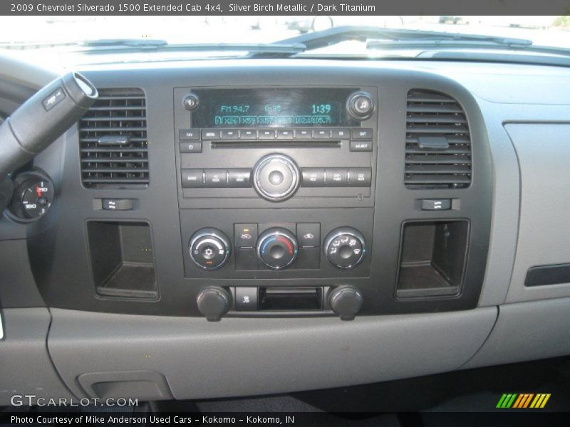 Silver Birch Metallic / Dark Titanium 2009 Chevrolet Silverado 1500 Extended Cab 4x4