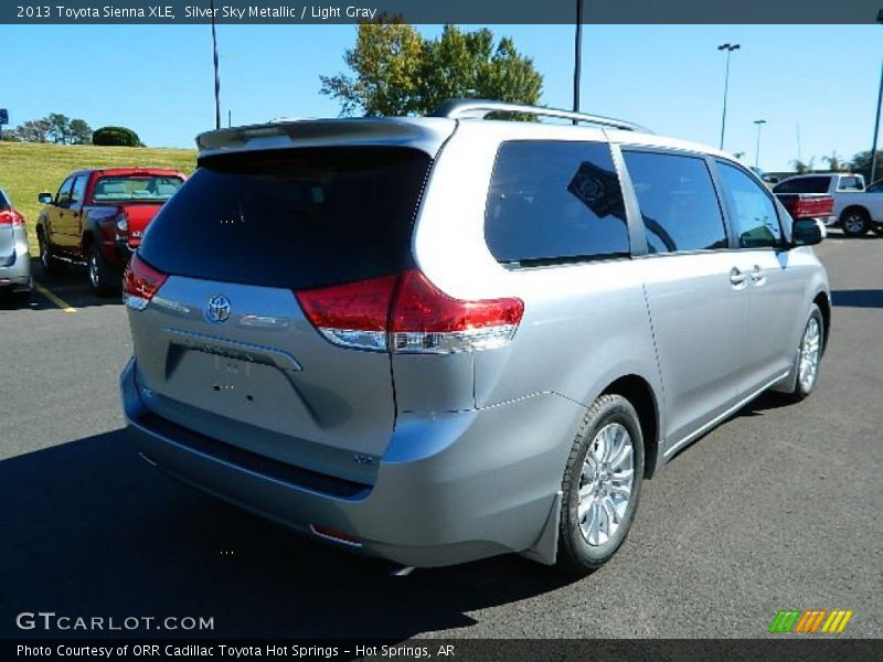 Silver Sky Metallic / Light Gray 2013 Toyota Sienna XLE