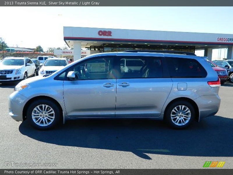 Silver Sky Metallic / Light Gray 2013 Toyota Sienna XLE