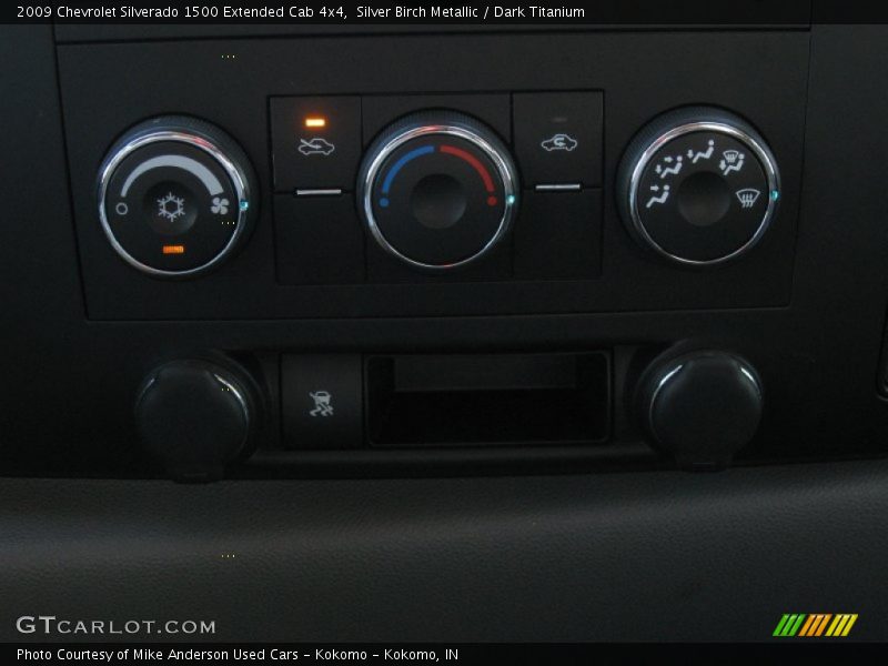 Silver Birch Metallic / Dark Titanium 2009 Chevrolet Silverado 1500 Extended Cab 4x4