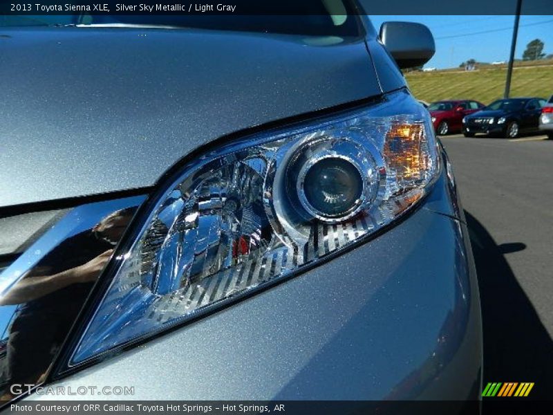 Silver Sky Metallic / Light Gray 2013 Toyota Sienna XLE