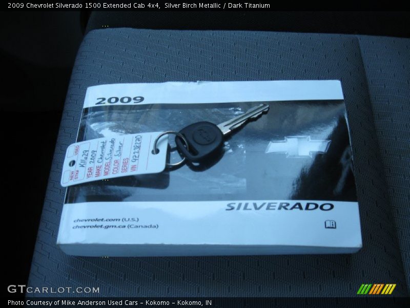 Silver Birch Metallic / Dark Titanium 2009 Chevrolet Silverado 1500 Extended Cab 4x4