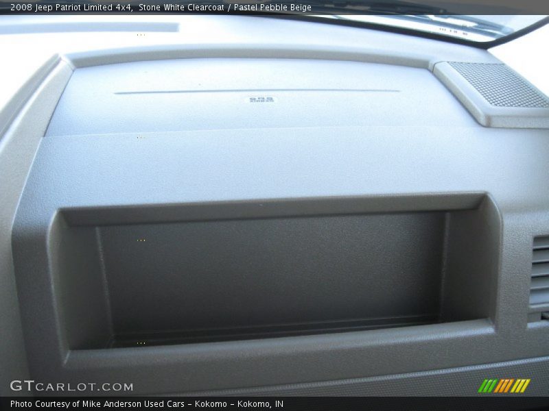 Stone White Clearcoat / Pastel Pebble Beige 2008 Jeep Patriot Limited 4x4