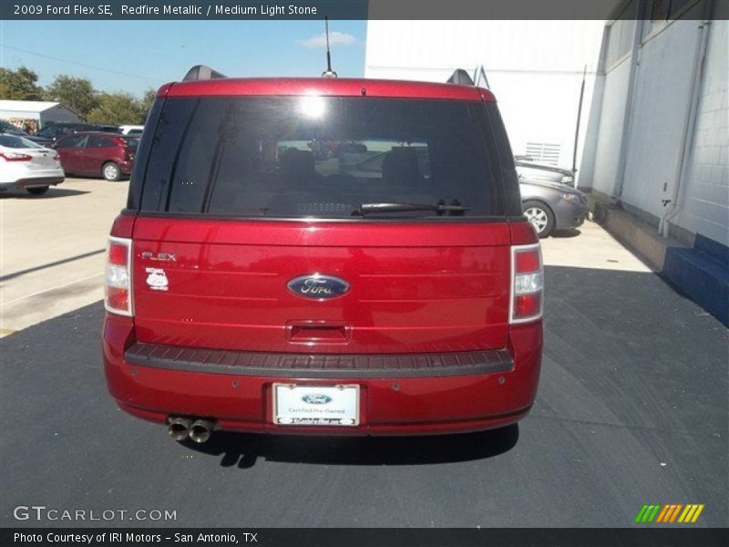 Redfire Metallic / Medium Light Stone 2009 Ford Flex SE