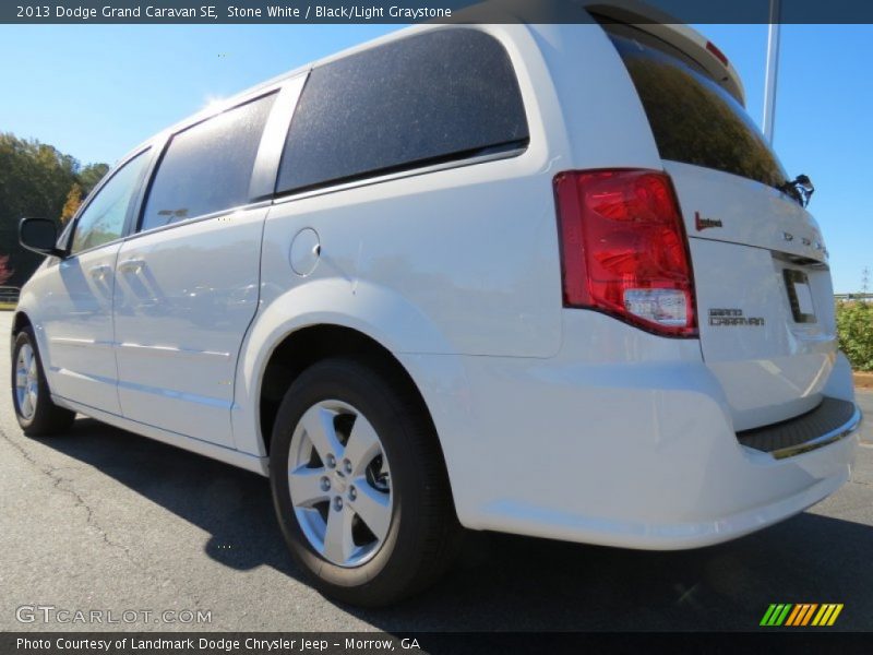 Stone White / Black/Light Graystone 2013 Dodge Grand Caravan SE