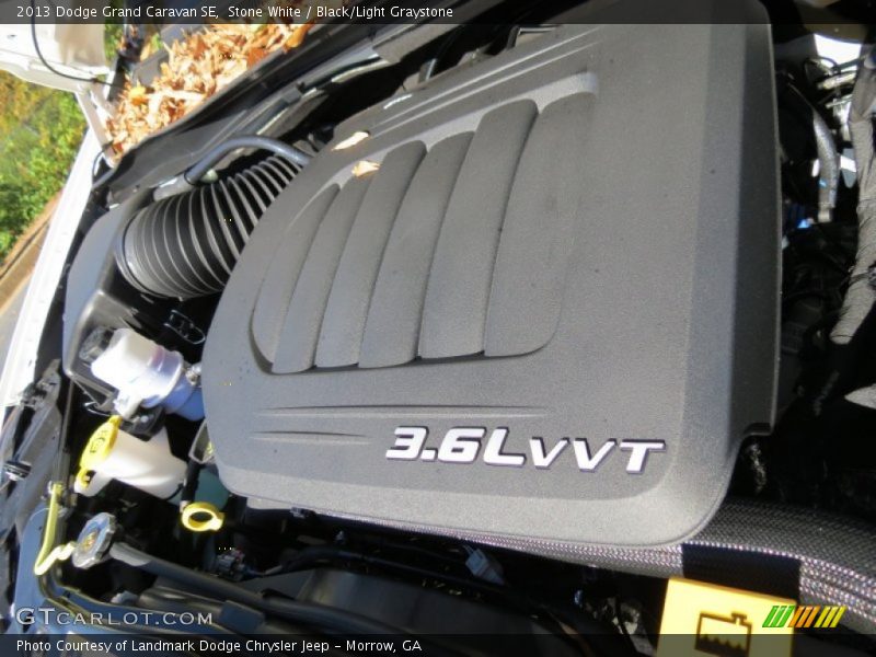 Stone White / Black/Light Graystone 2013 Dodge Grand Caravan SE