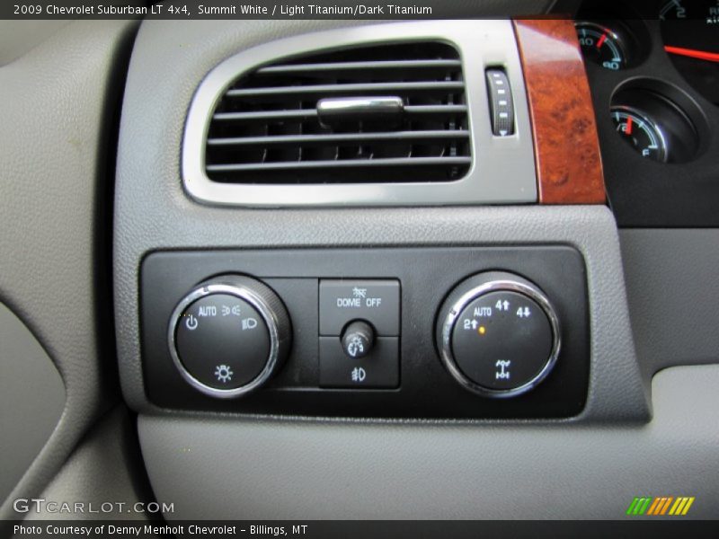Summit White / Light Titanium/Dark Titanium 2009 Chevrolet Suburban LT 4x4