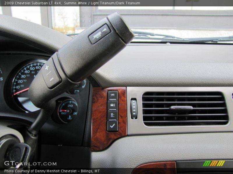 Summit White / Light Titanium/Dark Titanium 2009 Chevrolet Suburban LT 4x4