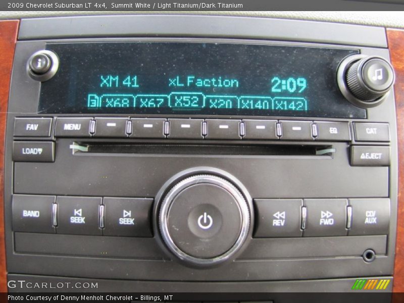 Summit White / Light Titanium/Dark Titanium 2009 Chevrolet Suburban LT 4x4