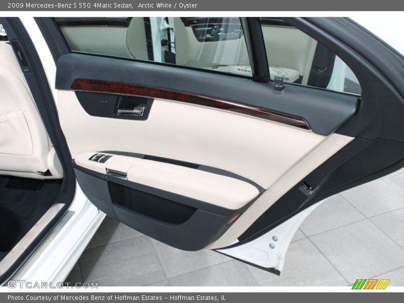 Arctic White / Oyster 2009 Mercedes-Benz S 550 4Matic Sedan