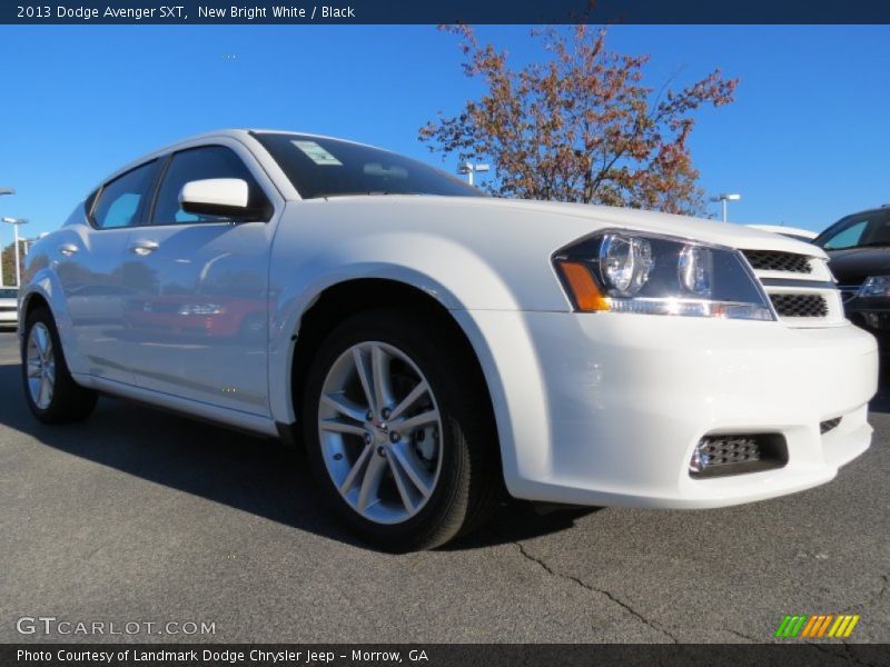 New Bright White / Black 2013 Dodge Avenger SXT