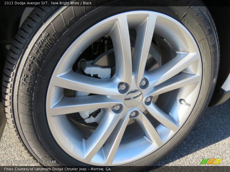 New Bright White / Black 2013 Dodge Avenger SXT