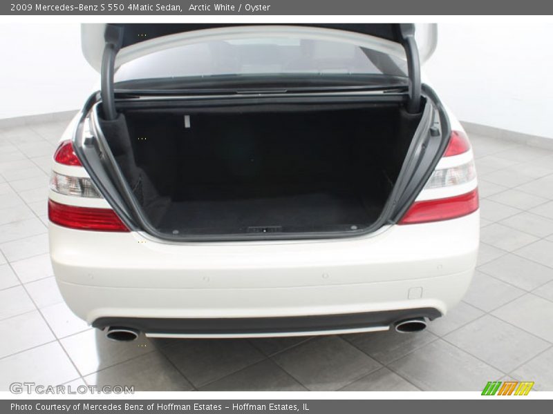 Arctic White / Oyster 2009 Mercedes-Benz S 550 4Matic Sedan