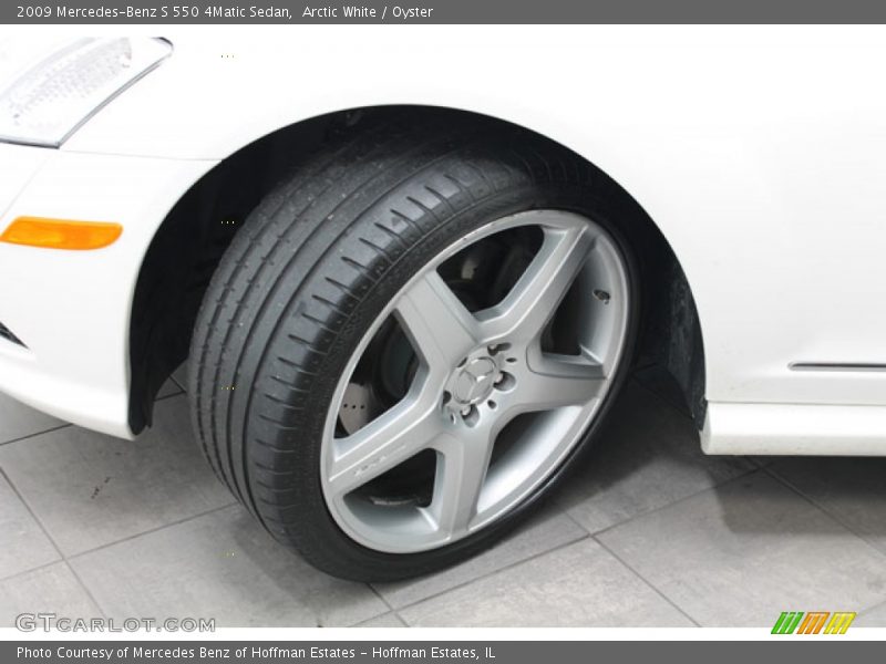 Arctic White / Oyster 2009 Mercedes-Benz S 550 4Matic Sedan